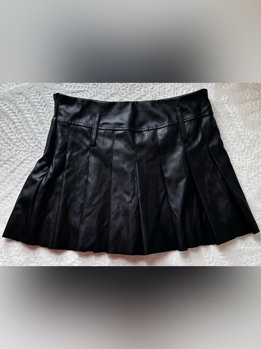 SHEIN Black Pleated Faux Leather Mini Skirt